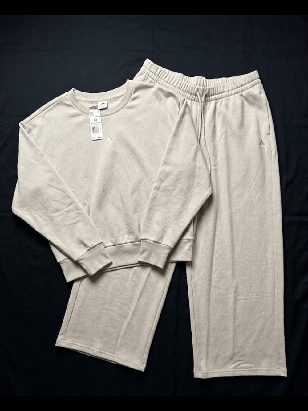 Womans Plis Size Adidas Neutral Beige Crewneck Sweatshirt & Wide Leg Joggers